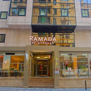 Ramada By Wyndham Taksim Hotel Istanboel